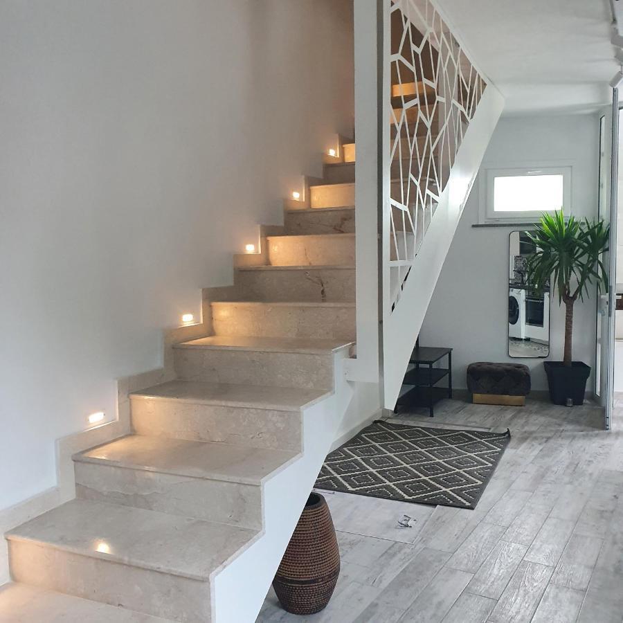 Вилла Luxury House Teodora Дева Экстерьер фото
